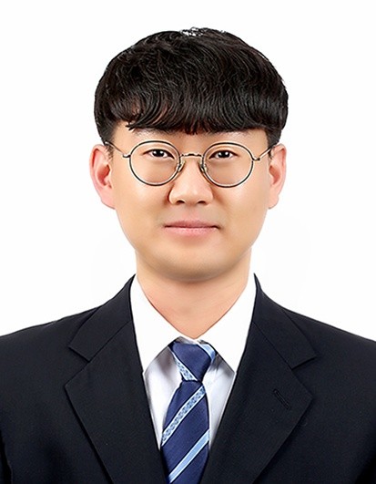 Dong Hwan Lee
